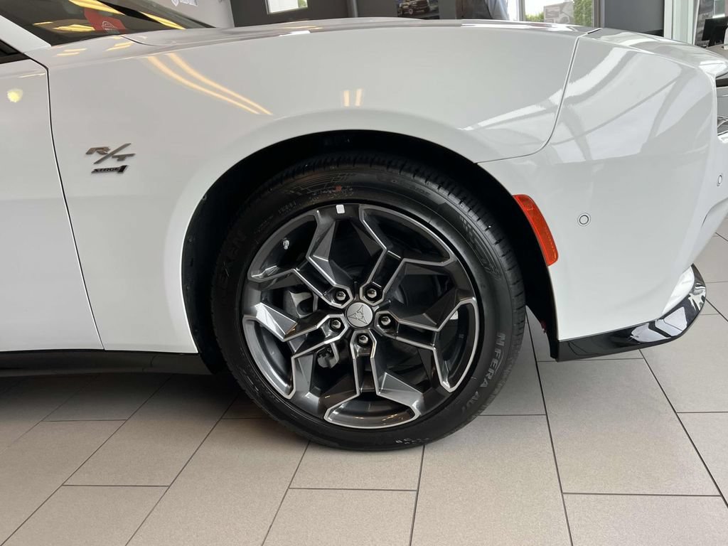 New 2024 Dodge Charger Daytona R/T w/ Plus Group AWD/4WD image 6