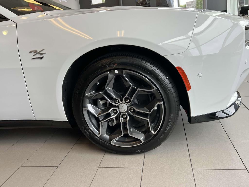 New 2024 Dodge Charger R/T w/ Plus Group image 6