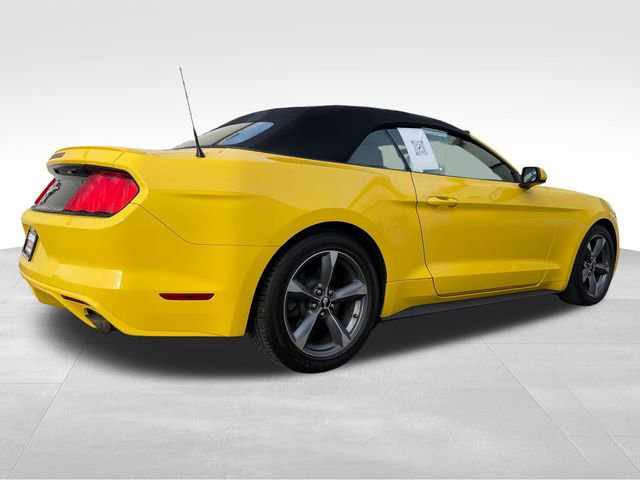 Used 2015 Ford Mustang Convertible w/ Equipment Group 051A RWD image 5