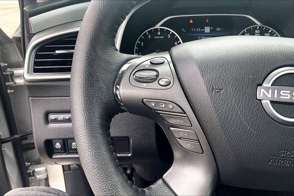 Used 2024 Nissan Murano SL image 18