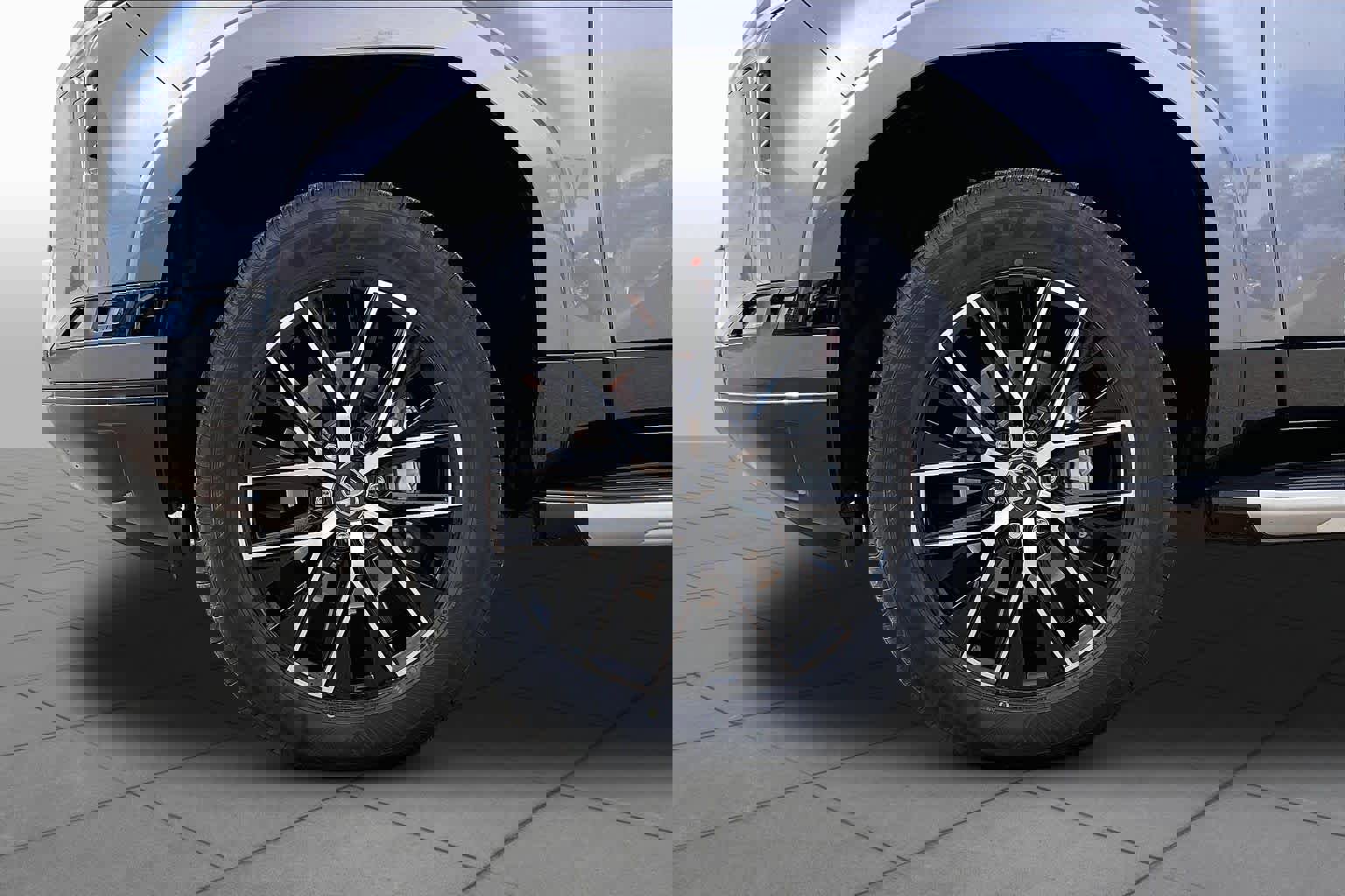 Certified 2024 Lexus GX 550 w/ Accessory Package (31) image 10