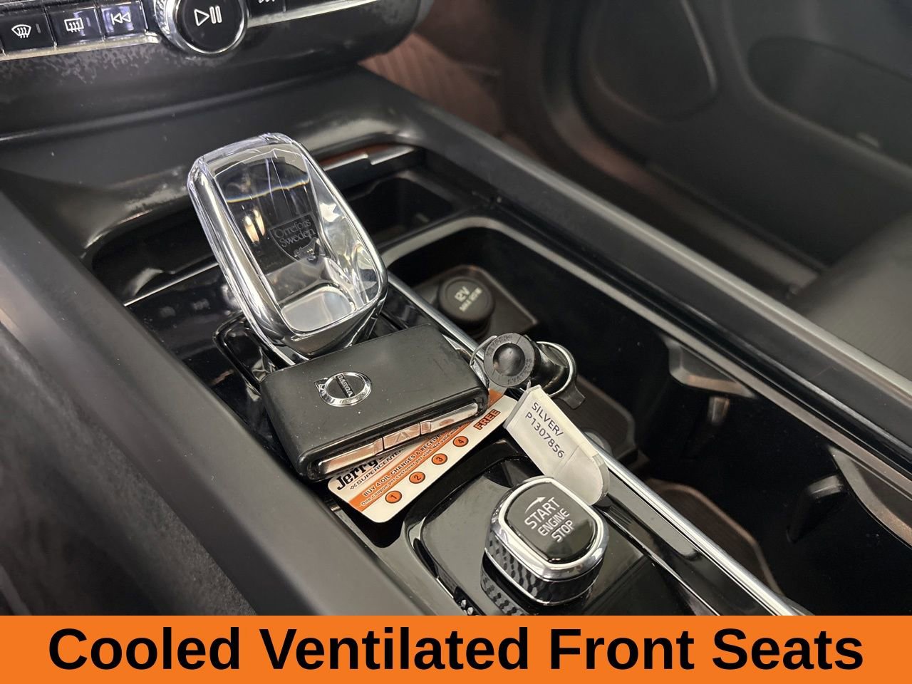 Used 2023 Volvo XC60 B5 Ultimate image 15