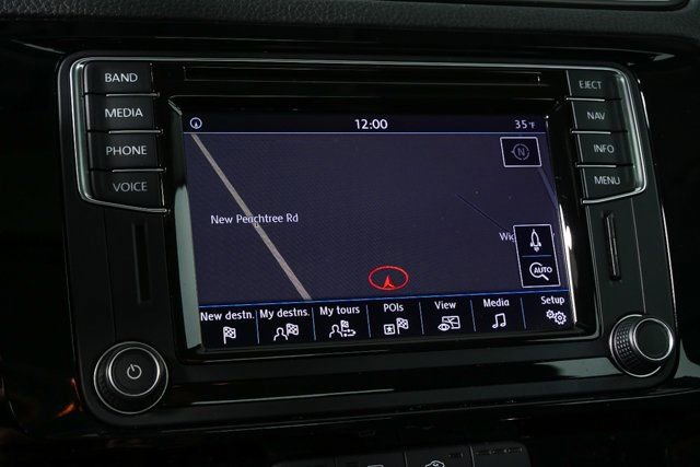 Used 2016 Volkswagen Jetta SEL image 16