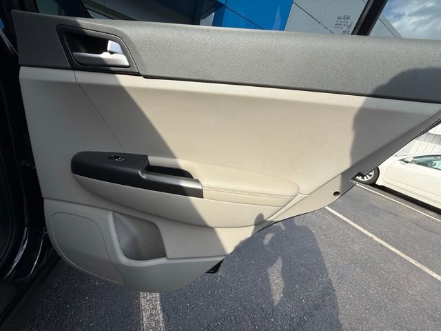 Used 2019 Kia Sportage LX image 17