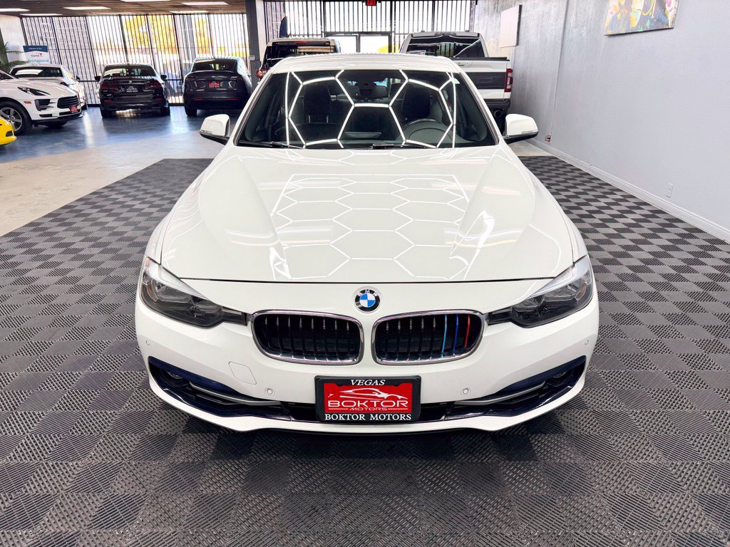 Used 2017 BMW 330i Sedan RWD image 6