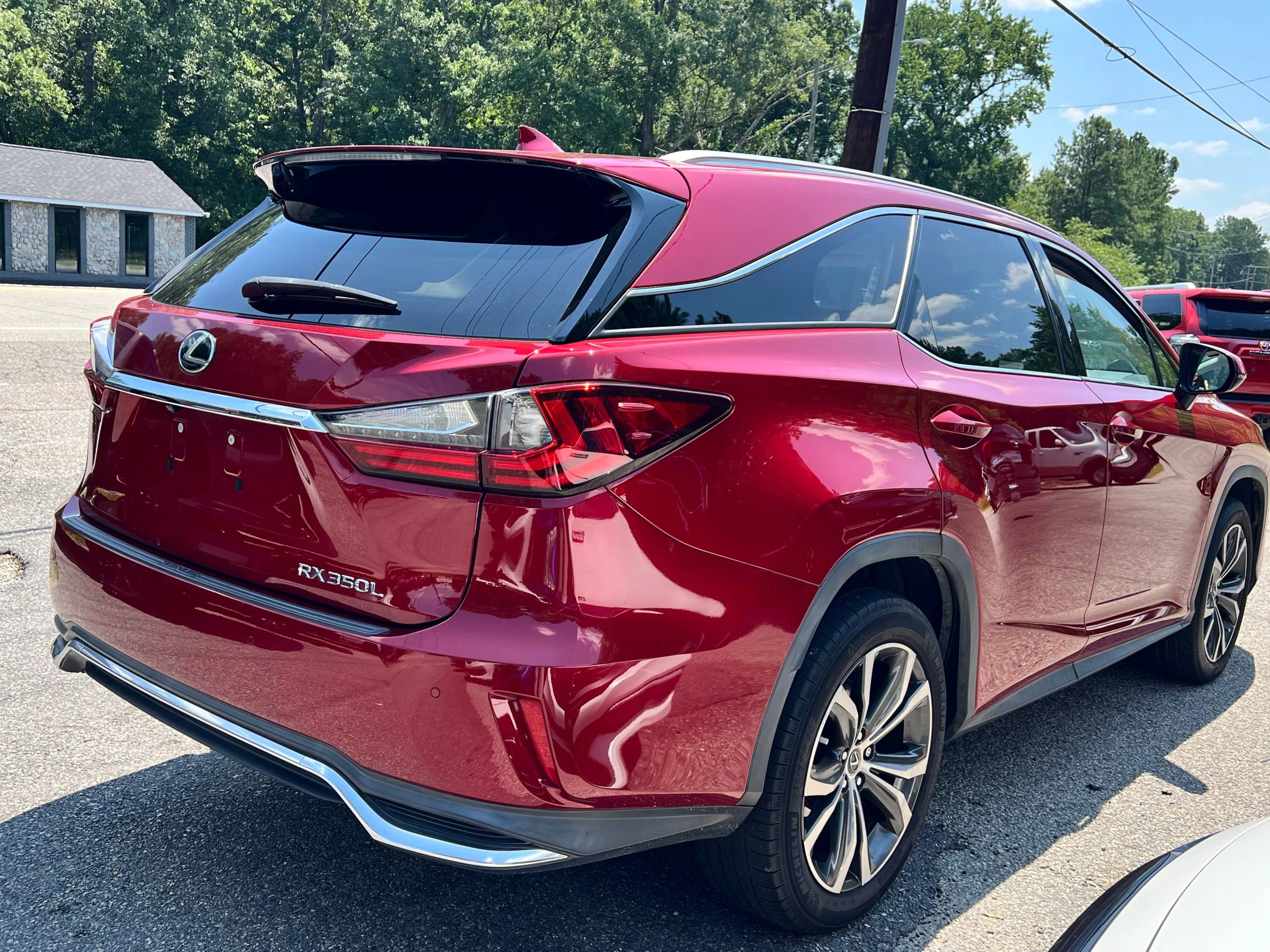 Used 2021 Lexus RX 350L FWD w/ Premium Package image 2