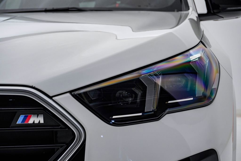 Used 2025 BMW X2 M35i w/ Premium Package image 7