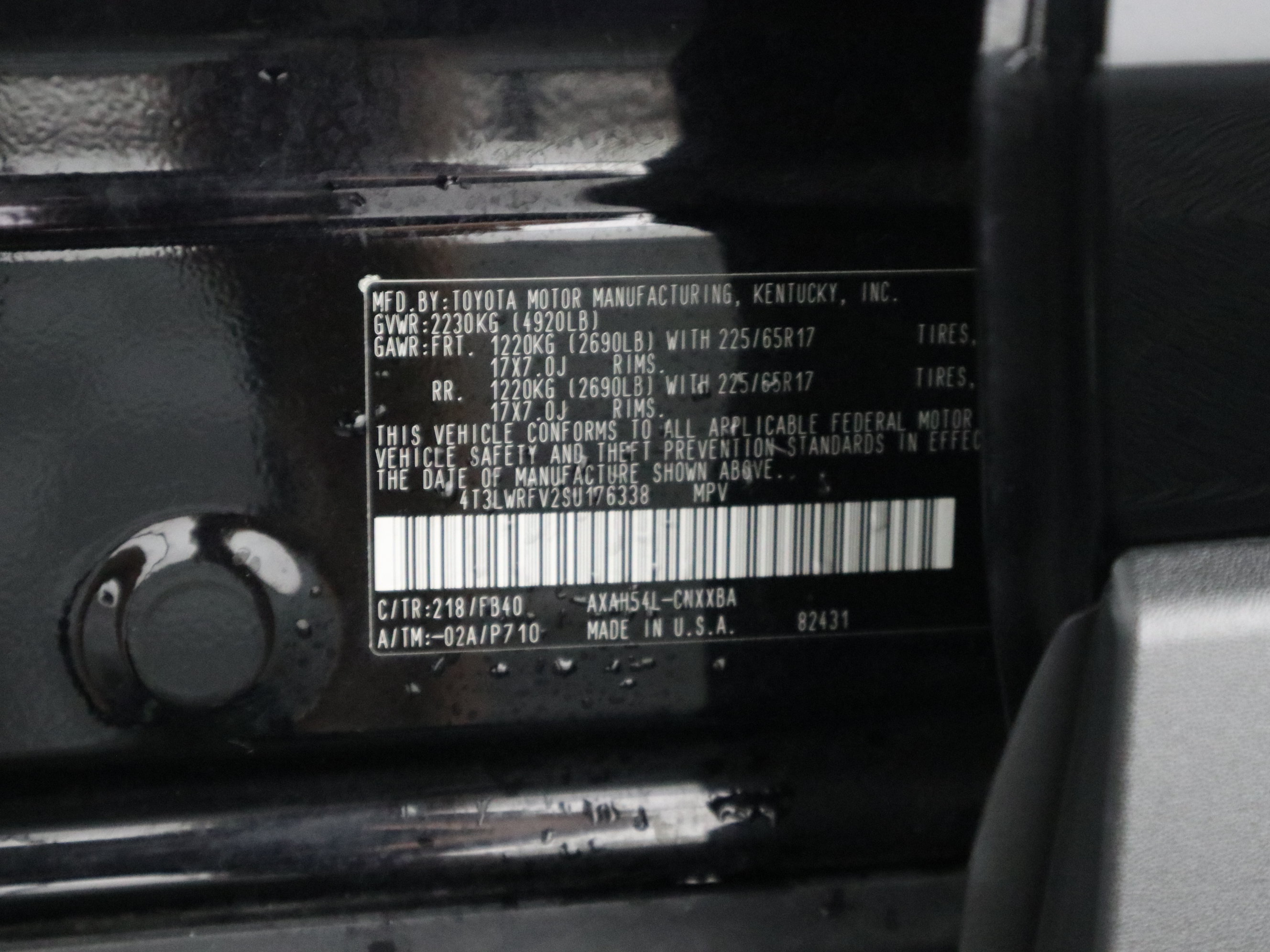 Used 2025 Toyota RAV4 LE AWD/4WD image 36