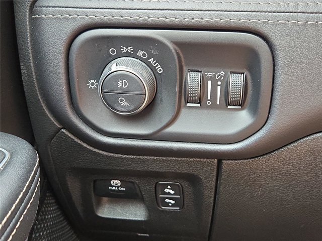 Used 2023 RAM 1500 Limited w/ Body Color Bumper Group AWD/4WD image 47