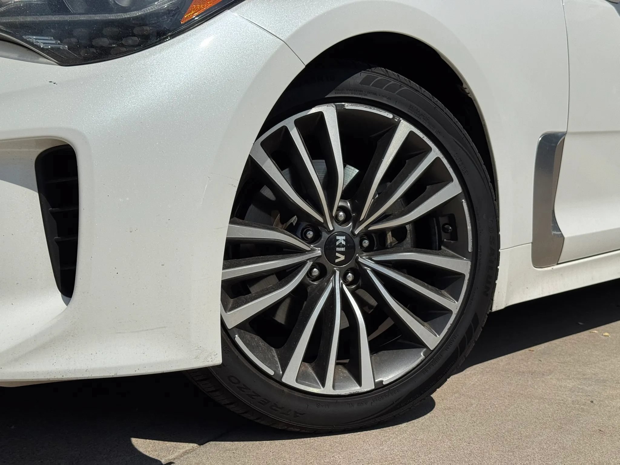 Used 2018 Kia Stinger Premium RWD image 54