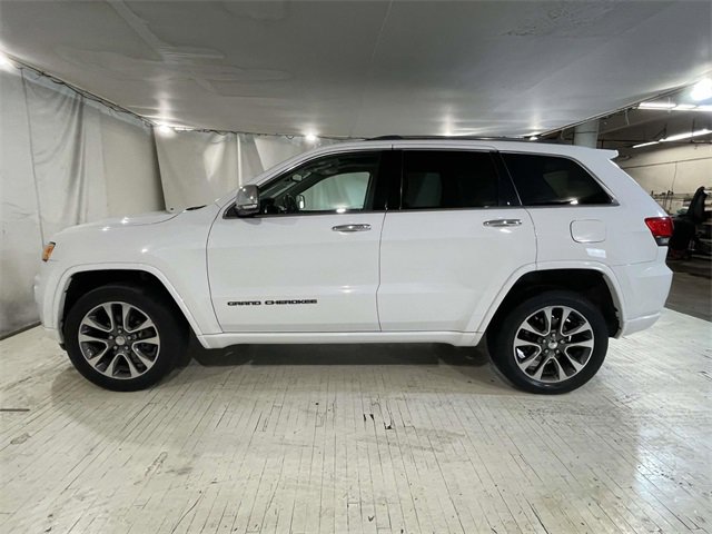 Used 2018 Jeep Grand Cherokee Overland image 2