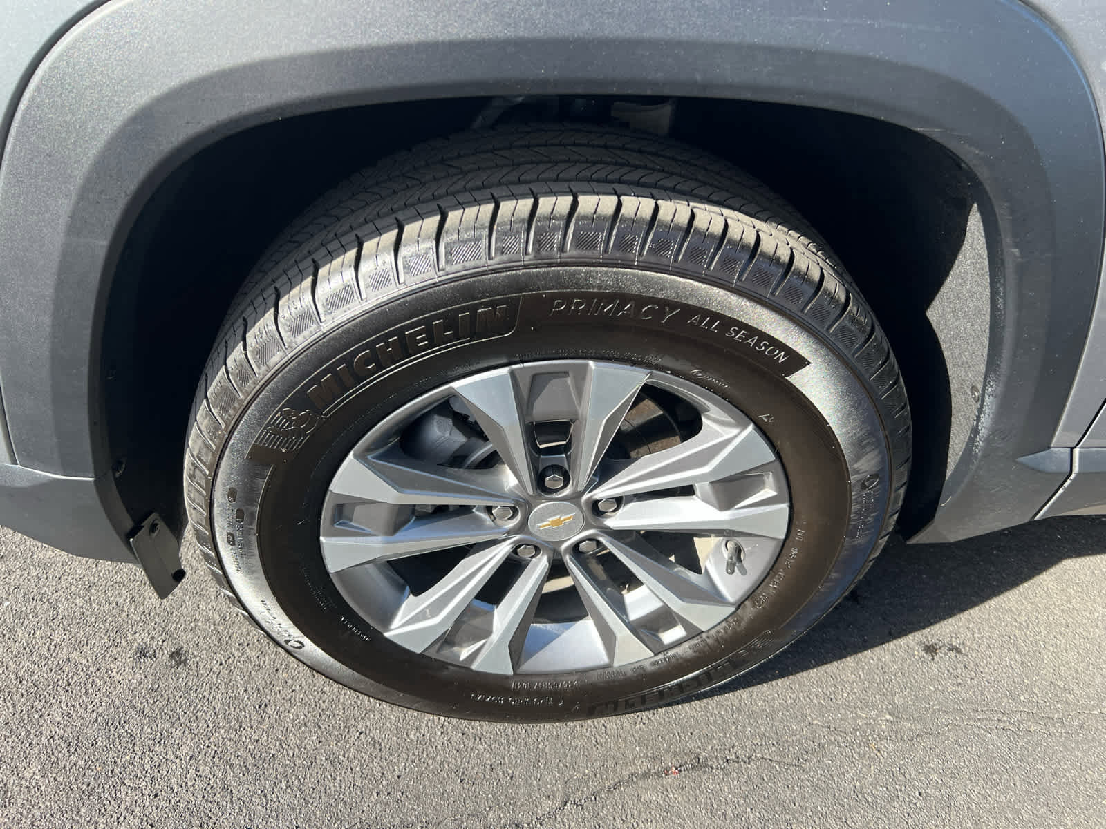 Used 2025 Chevrolet Equinox LT image 6