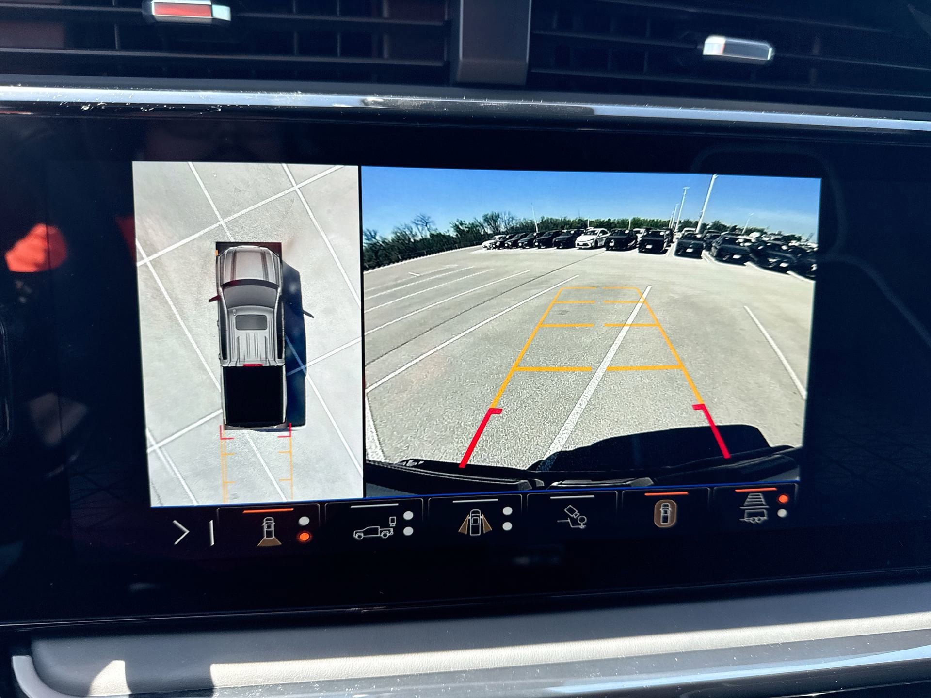 Used 2025 GMC Sierra 1500 AT4X image 23