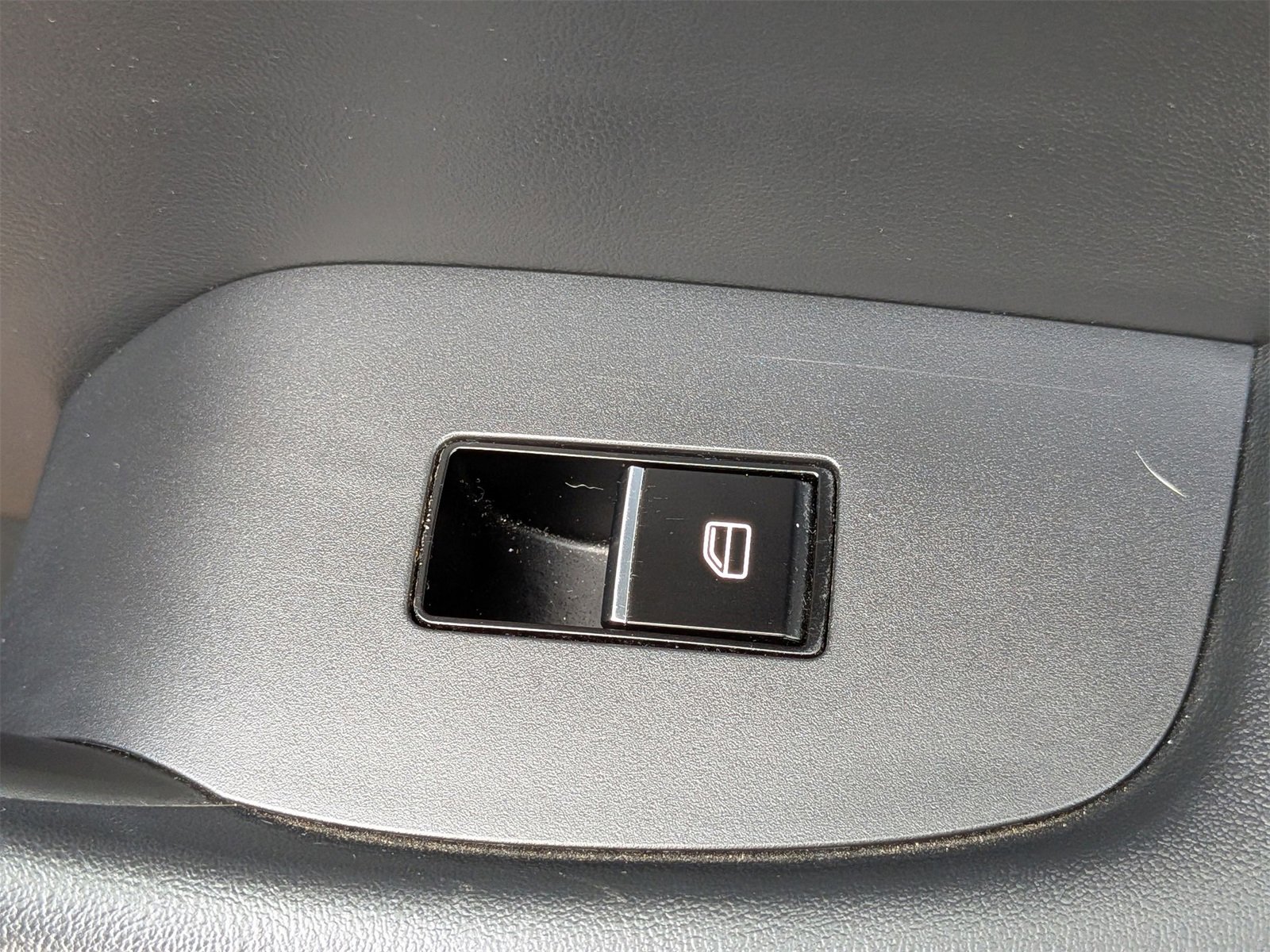 Used 2020 MAZDA MAZDA3 Sedan w/ Select Package image 35