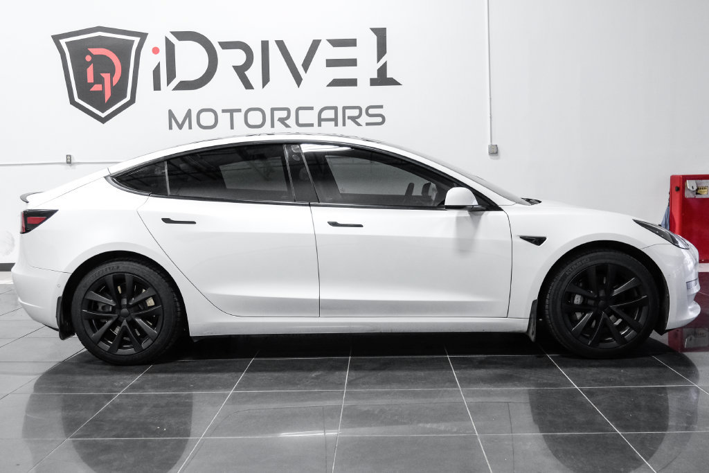 Used 2021 Tesla Model 3 Standard Range Plus RWD image 7