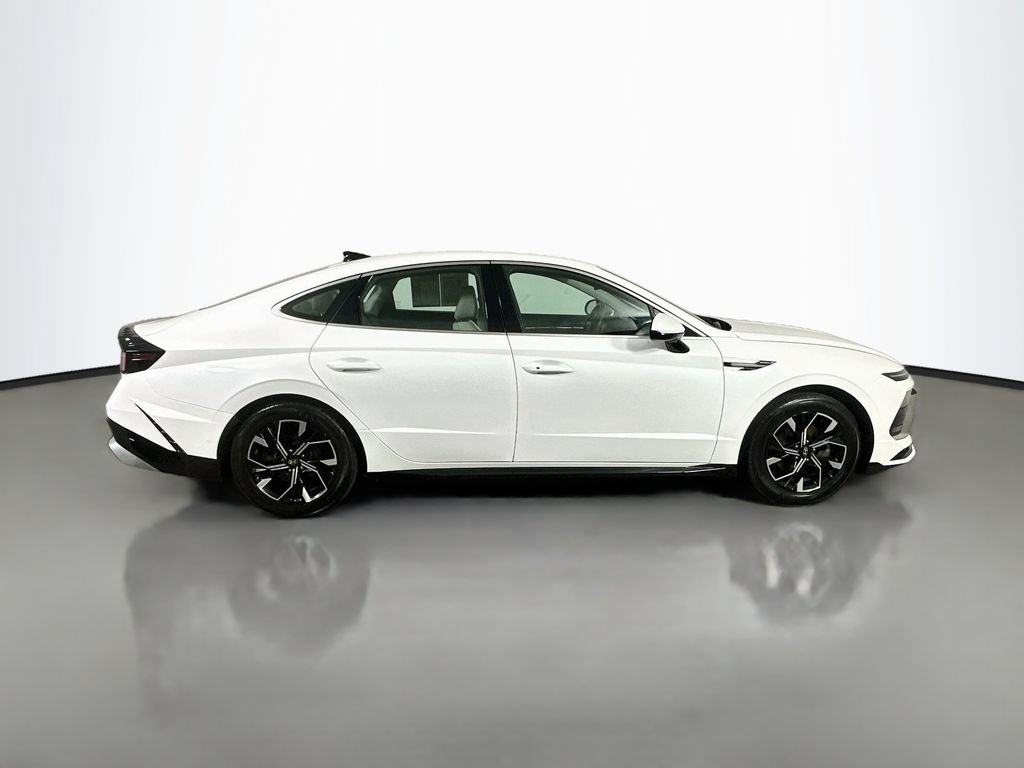 Used 2024 Hyundai Sonata SEL FWD image 7
