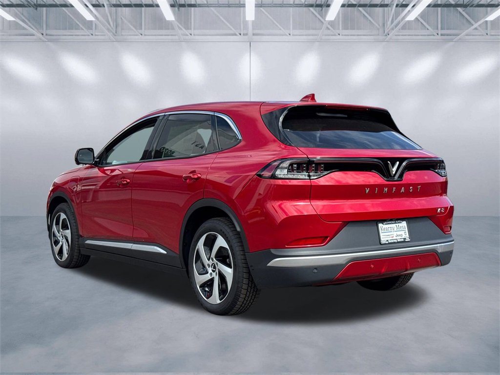 New 2025 VinFast VF 8 Eco image 4