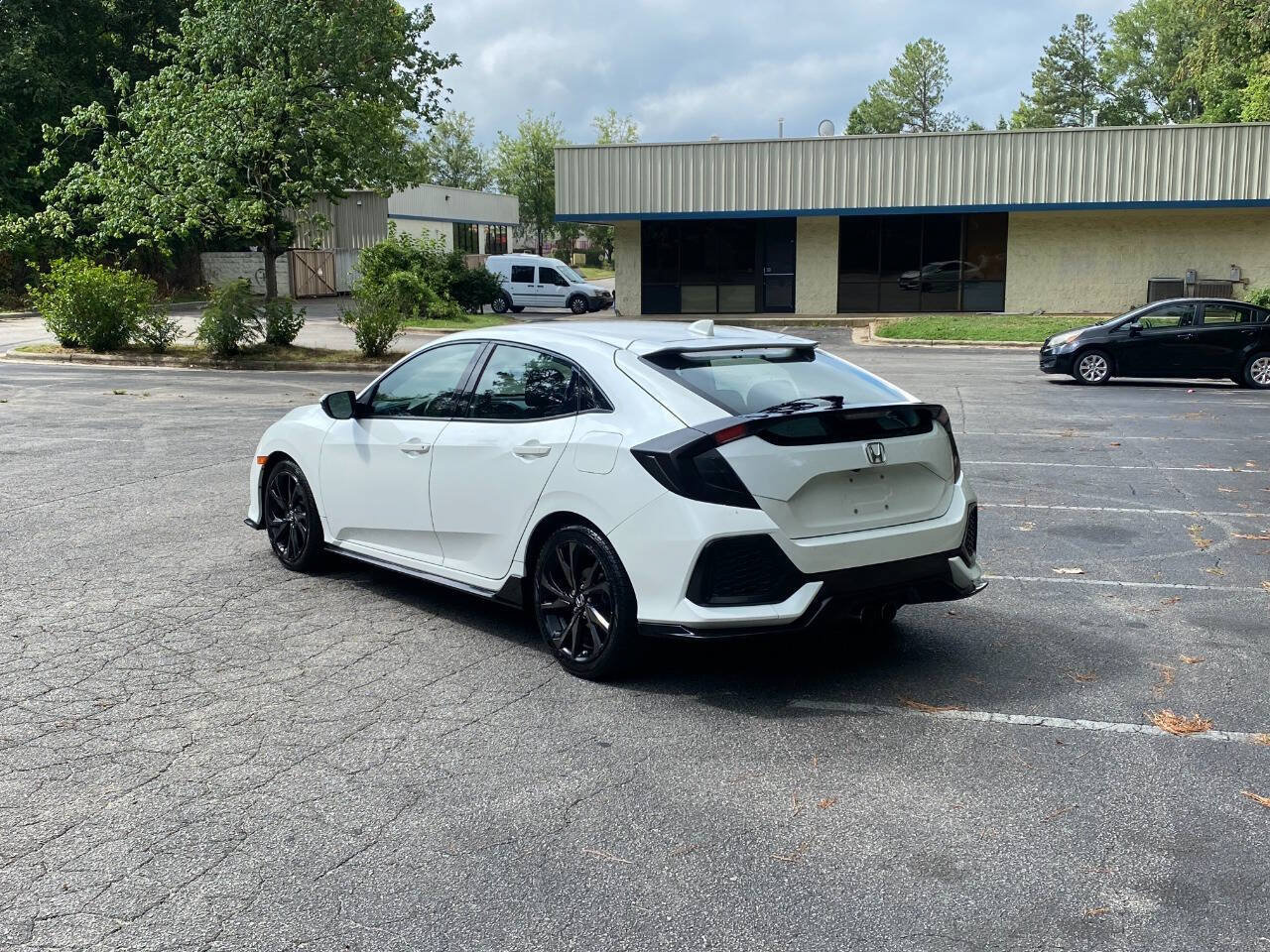 Used 2017 Honda Civic Sport image 8