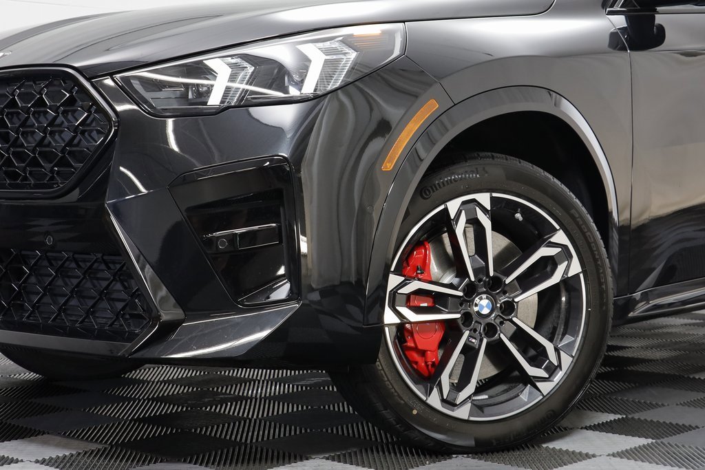 New 2025 BMW X2 xDrive28i w/ M Sport Package image 3