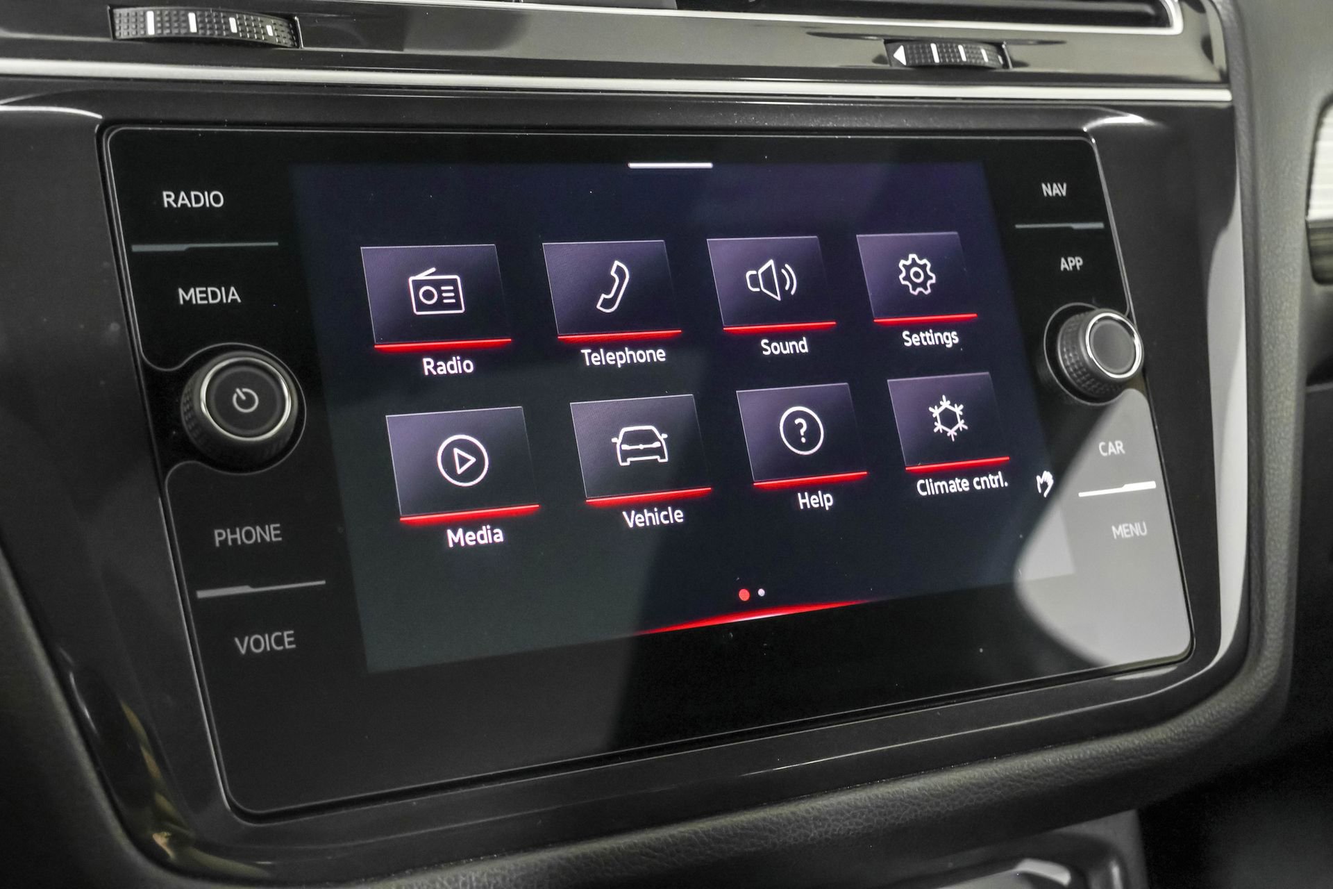 Used 2024 Volkswagen Tiguan SEL R-Line AWD/4WD image 32