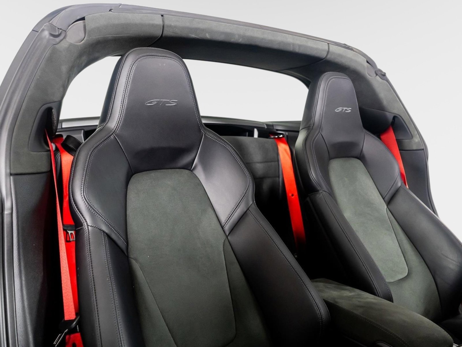 Used 2024 Porsche 911 Targa 4 GTS image 30