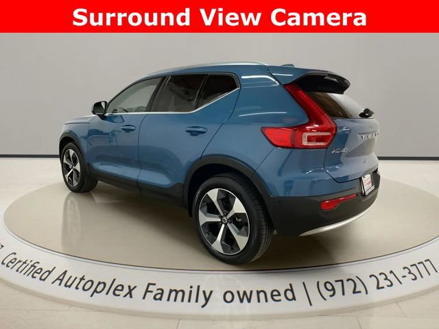Used 2025 Volvo XC40 B5 Plus AWD/4WD image 3