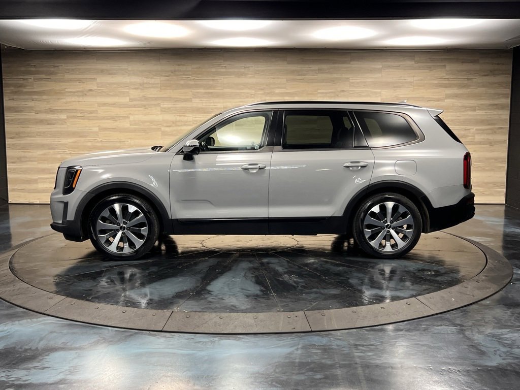 Used 2022 Kia Telluride SX w/ SX Prestige Package image 20
