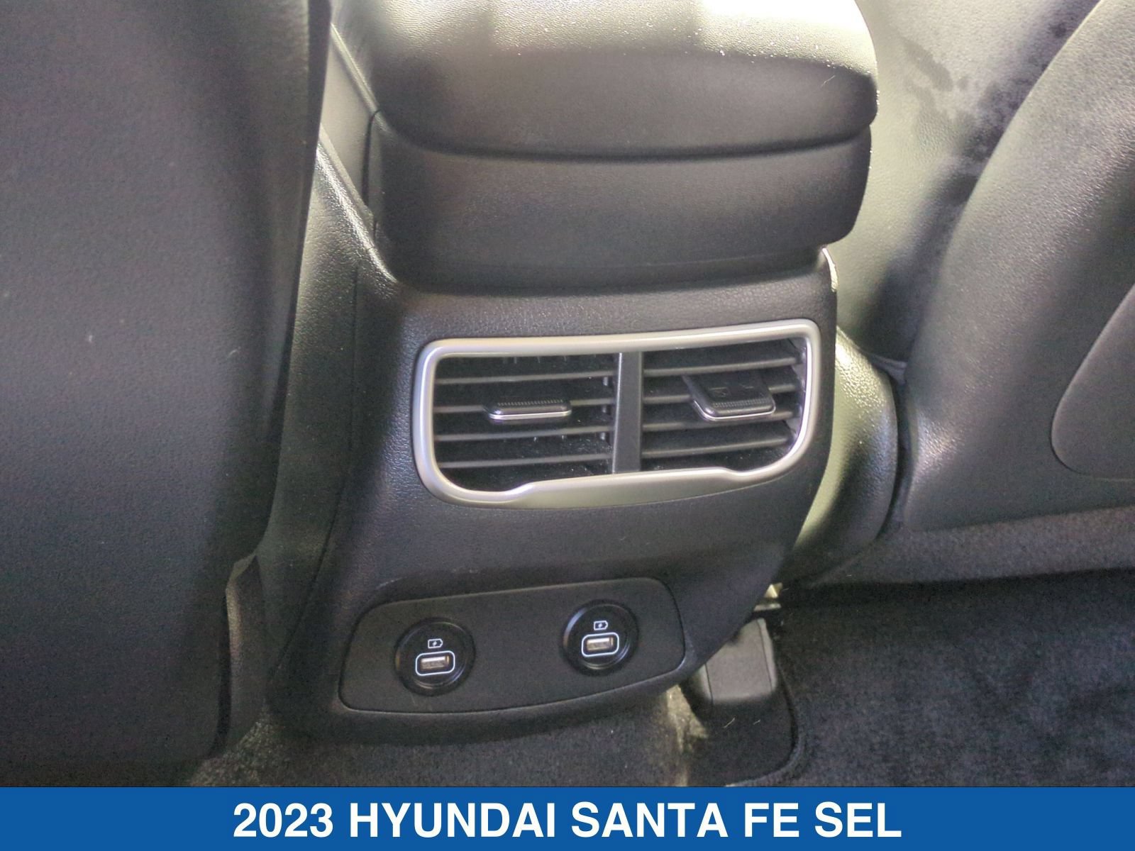 Used 2023 Hyundai Santa Fe SEL w/ Premium Package AWD/4WD image 32