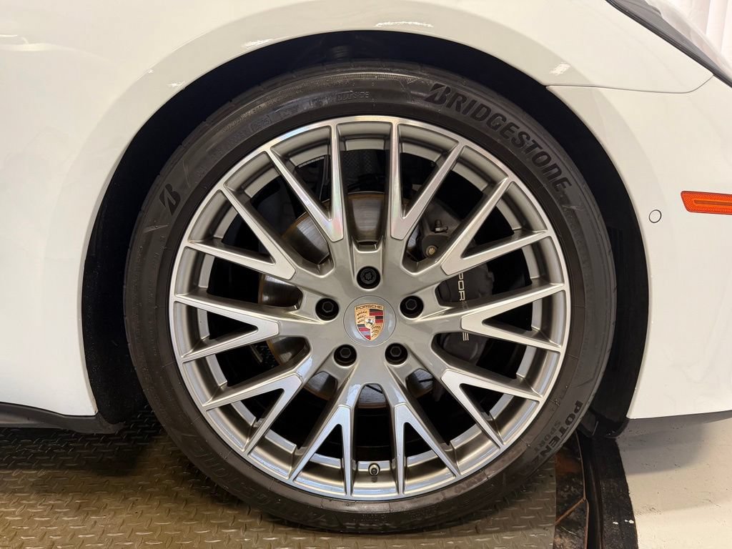 Certified 2026 Porsche Panamera 4 AWD/4WD image 30