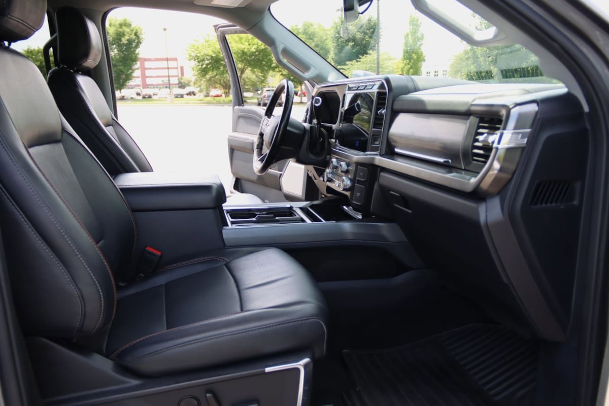 Used 2023 Ford F450 Lariat w/ Lariat Ultimate Package AWD/4WD image 57