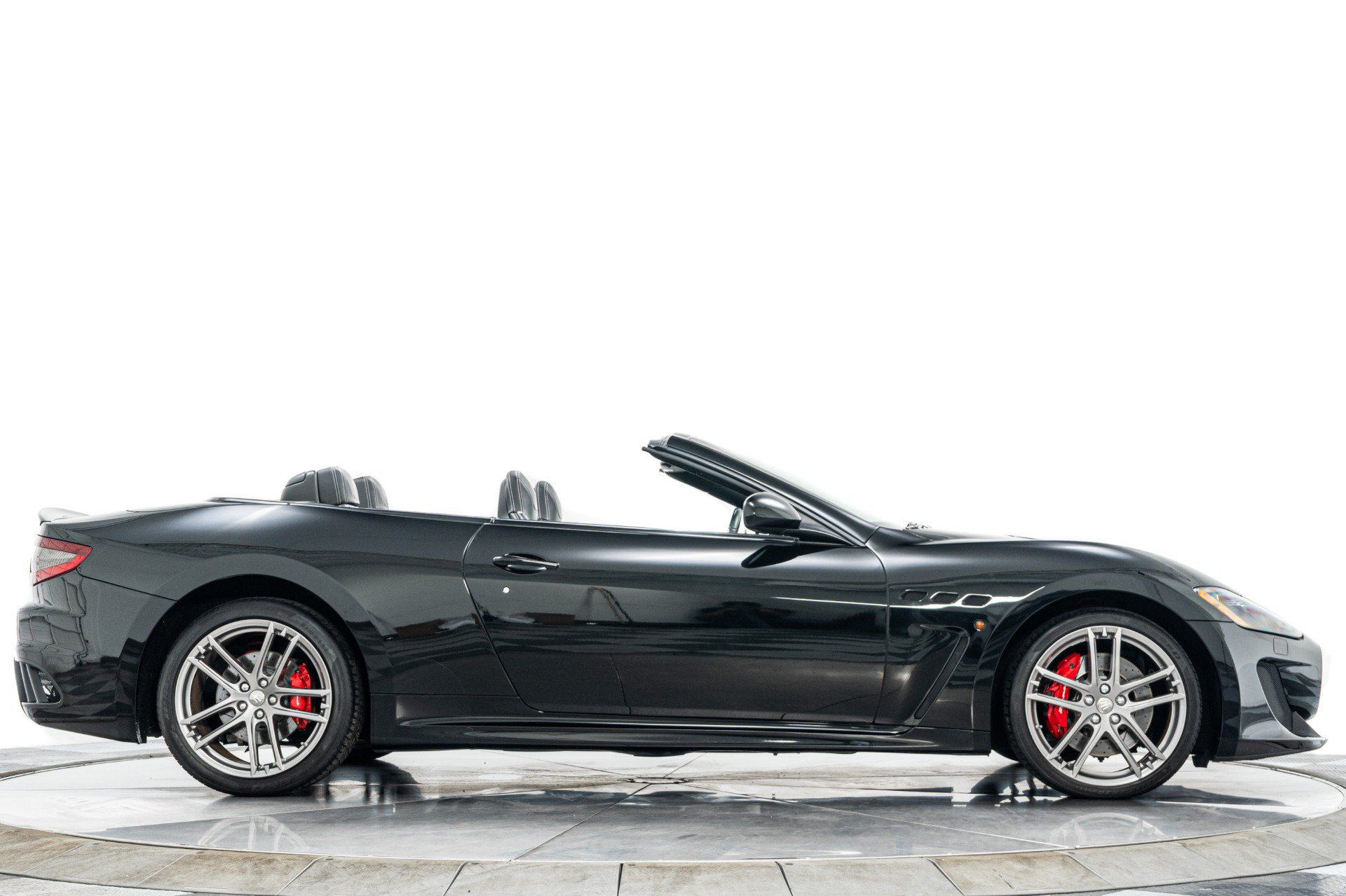 Used 2014 Maserati GranTurismo Convertible RWD image 49