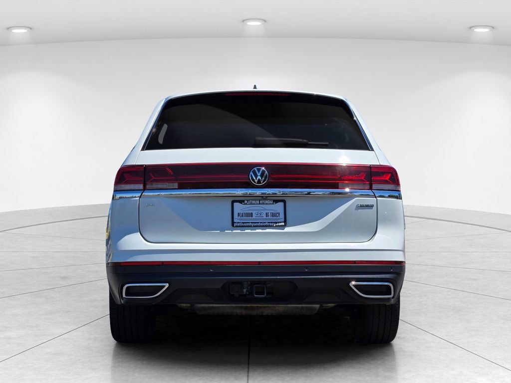 Used 2024 Volkswagen Atlas SE AWD/4WD image 5