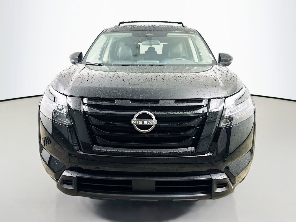 Used 2023 Nissan Pathfinder SV w/ Black Appearance Package AWD/4WD image 2