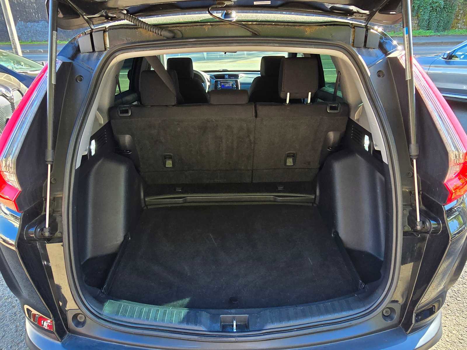 Used 2018 Honda CR-V LX image 13