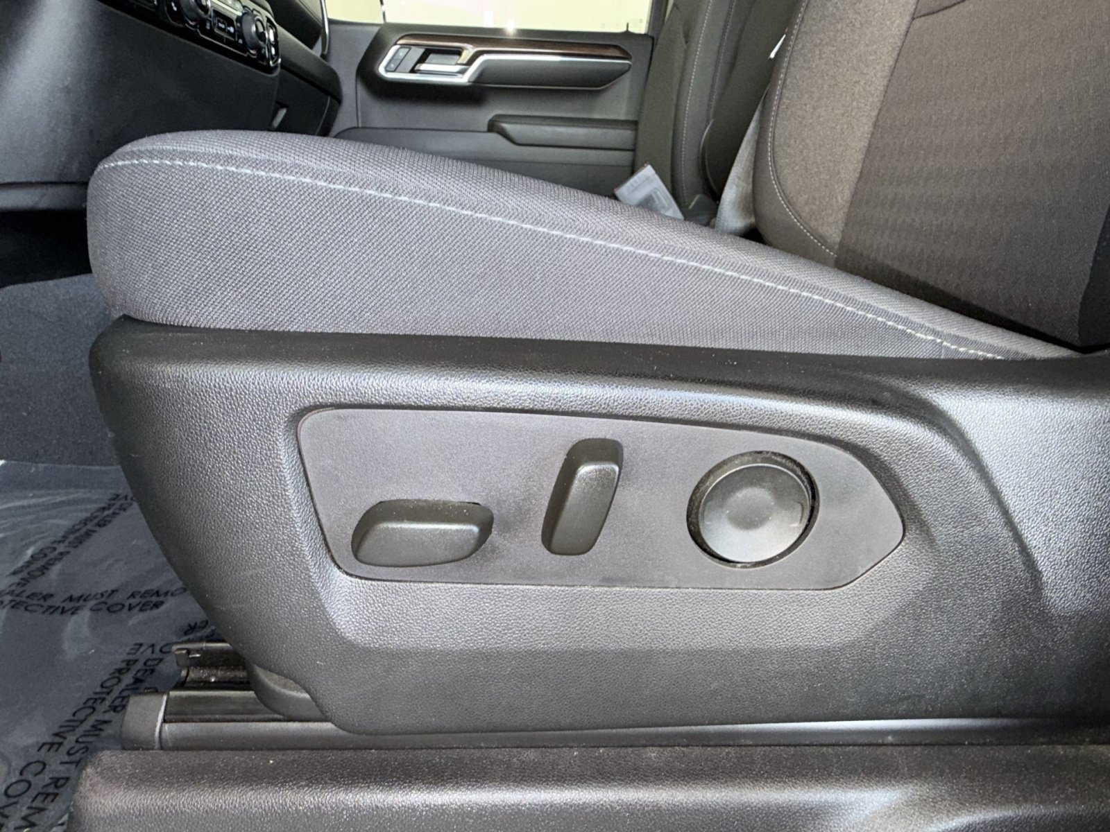 Used 2024 Chevrolet Silverado 1500 RST AWD/4WD image 14