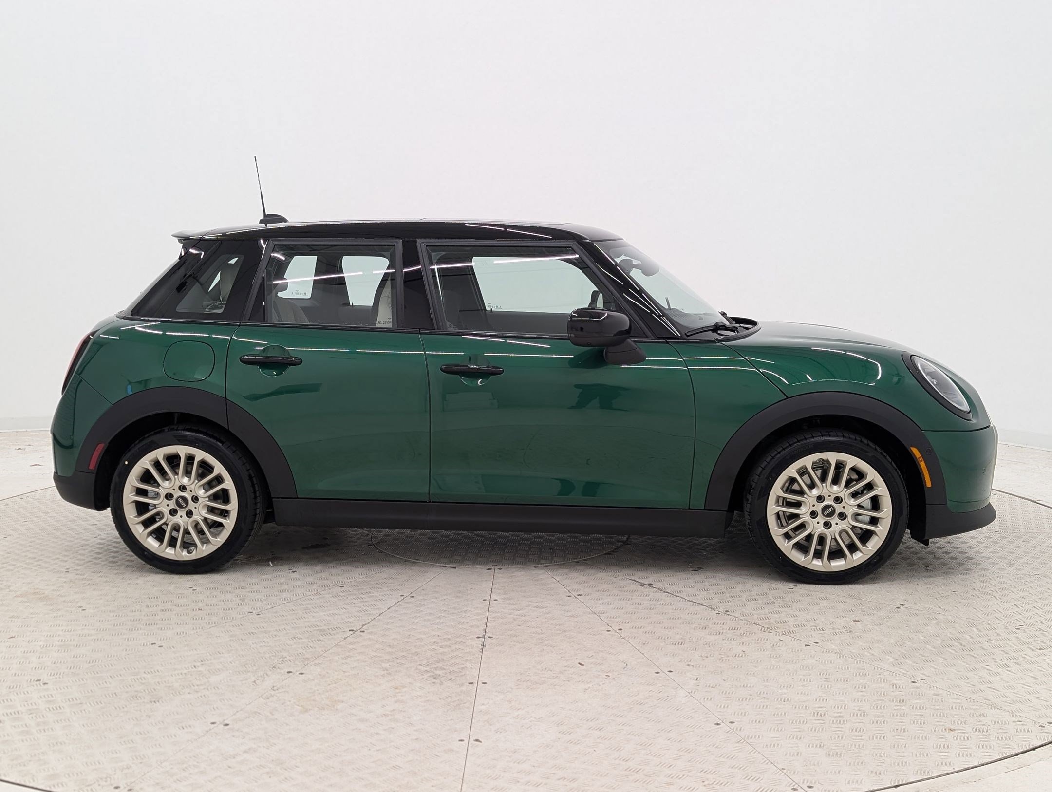 New 2026 MINI Cooper S image 8