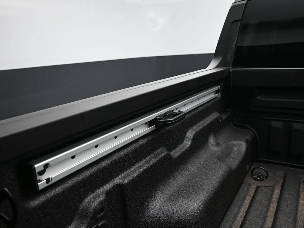 New 2025 Ford Maverick Lariat w/ Black Appearance Package AWD/4WD image 5