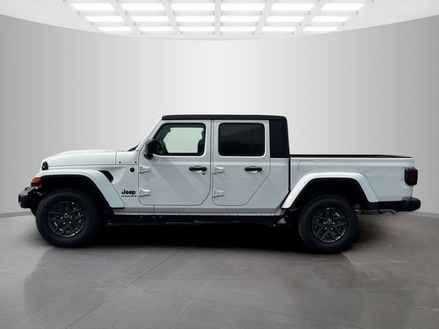 New 2026 Jeep Gladiator Sport AWD/4WD image 4