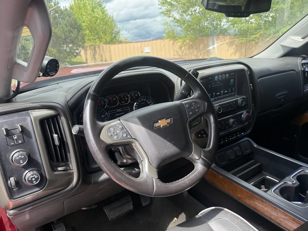 Used 2018 Chevrolet Silverado 2500 High Country w/ Duramax Plus Package AWD/4WD image 12