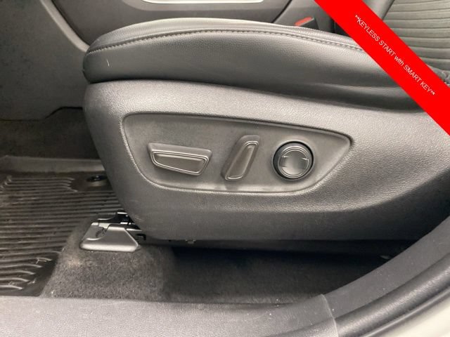 Used 2023 Toyota Highlander XSE AWD/4WD image 14