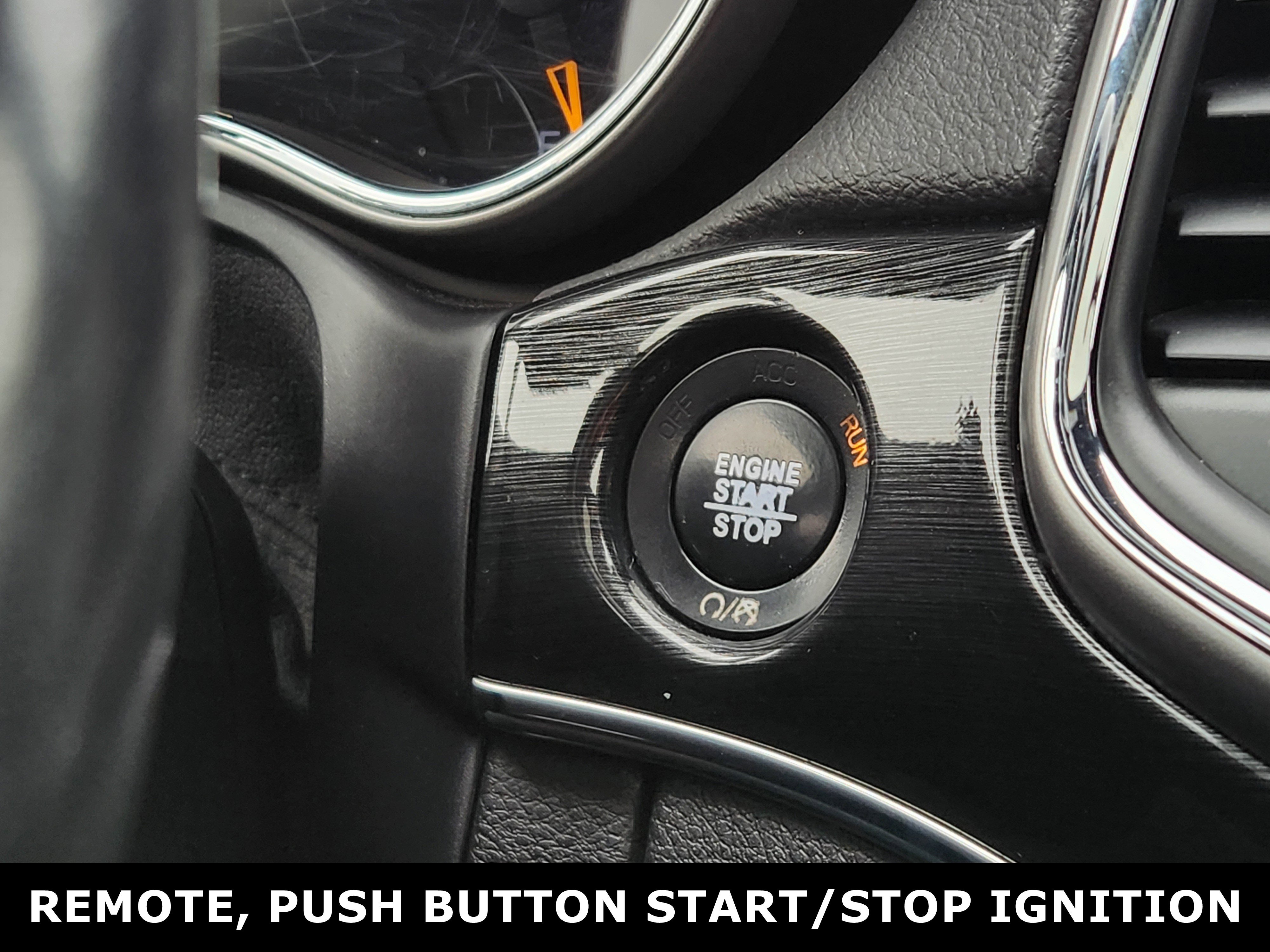 Used 2018 Jeep Grand Cherokee Trailhawk image 2