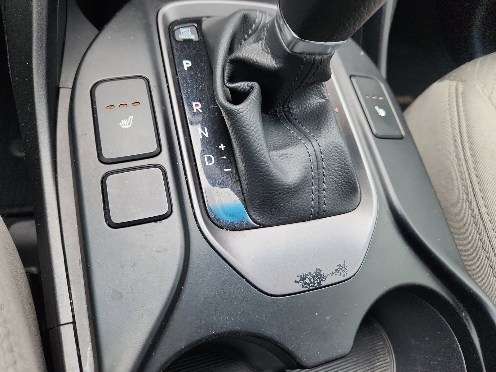 Used 2015 Hyundai Santa Fe Sport w/ Option Group 02 FWD image 23