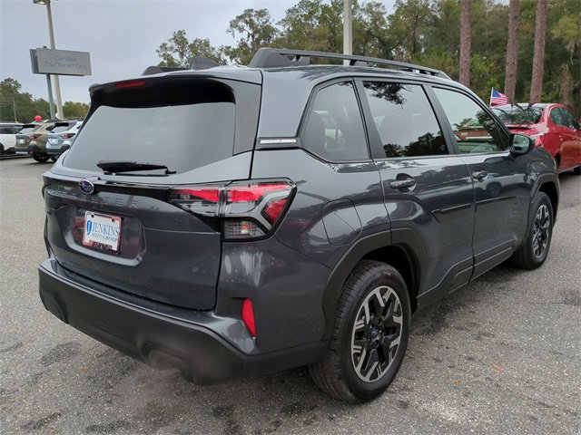 Used 2025 Subaru Forester Premium w/ Convenience Package #1 image 4