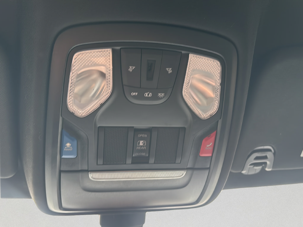 Used 2022 RAM 1500 Big Horn AWD/4WD image 29