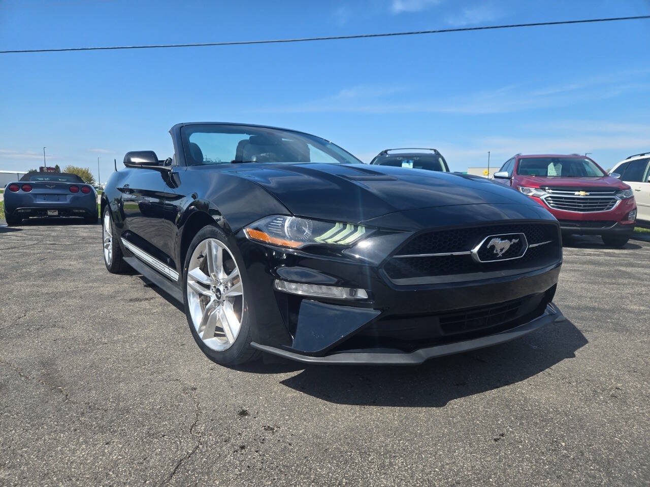 Used 2018 Ford Mustang Premium w/ Equipment Group 201A RWD image 24