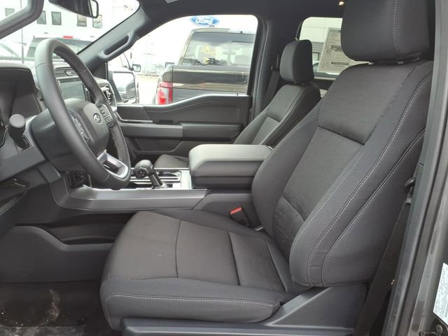 New 2026 Ford F150 XLT w/ Equipment Group 302A MID AWD/4WD image 9