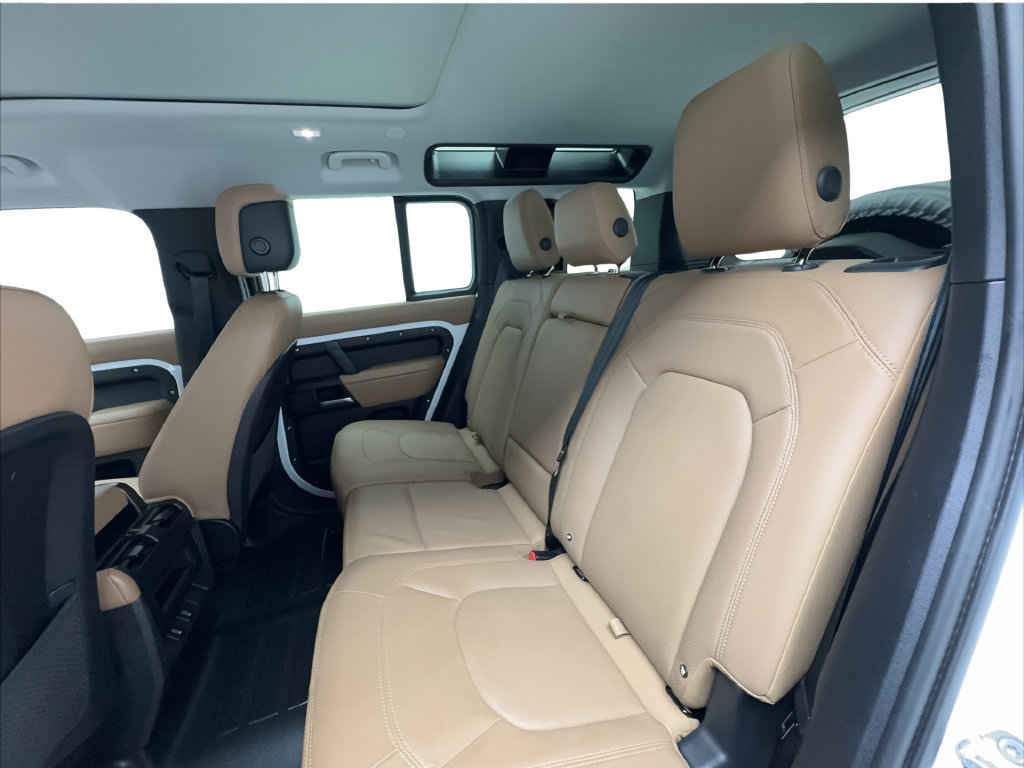 Used 2026 Land Rover Defender 110 S AWD/4WD image 26