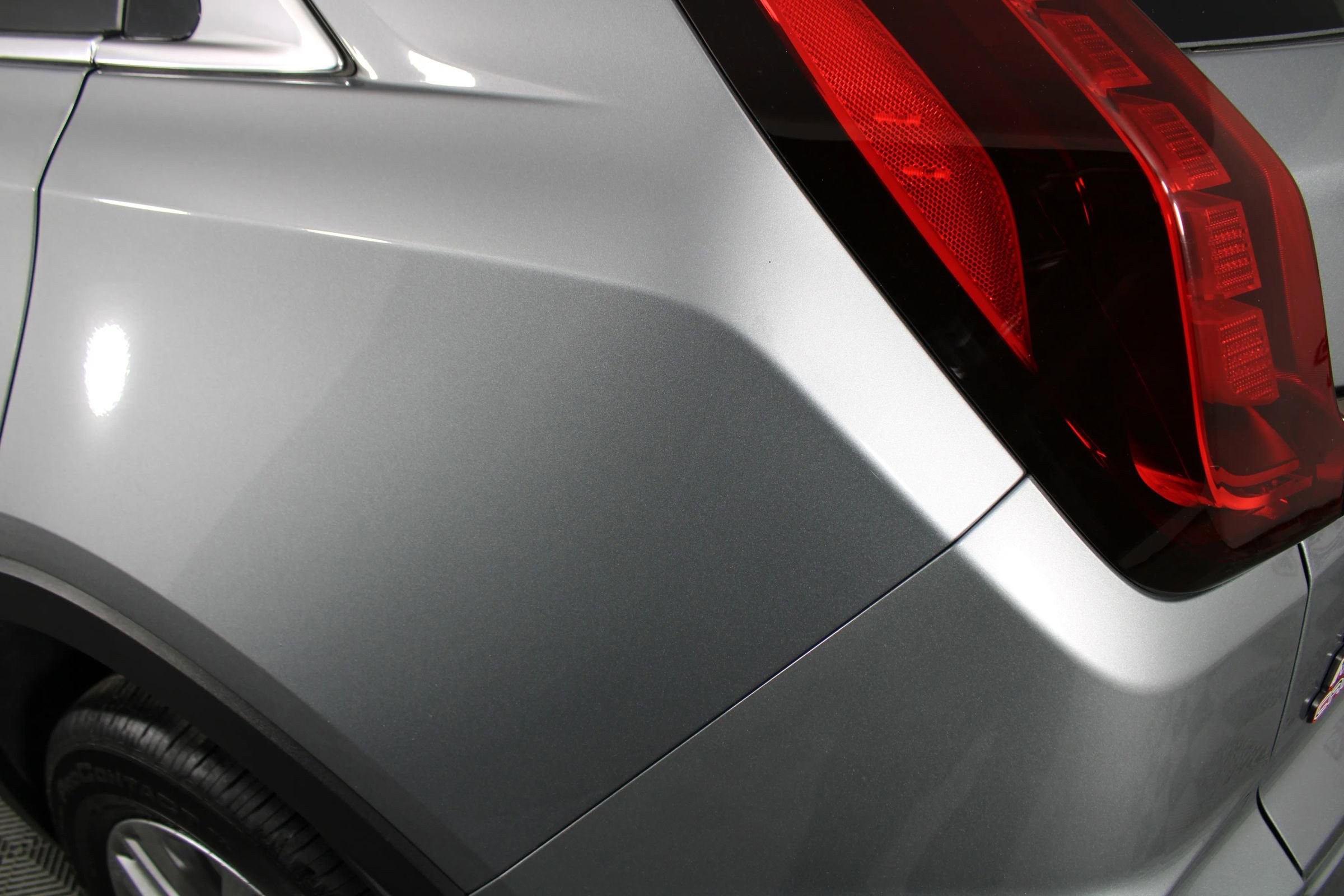 Used 2024 Cadillac XT4 Premium Luxury image 31