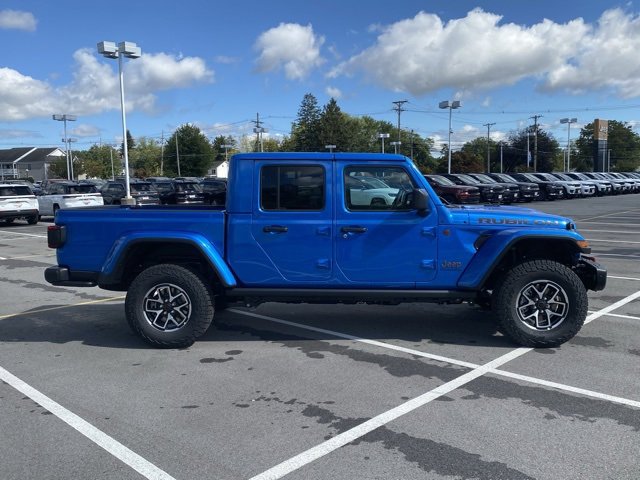 New 2025 Jeep Gladiator Rubicon image 9