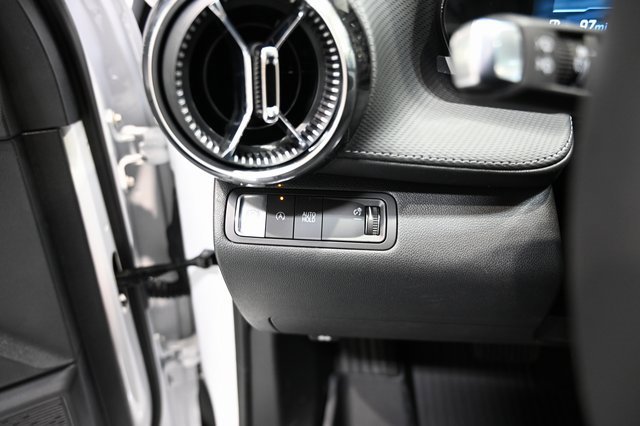 New 2026 Chevrolet Equinox LT w/ Convenience Package II image 22